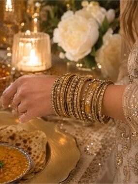 Boho Indian wedding / Langar good tone bracelet stack